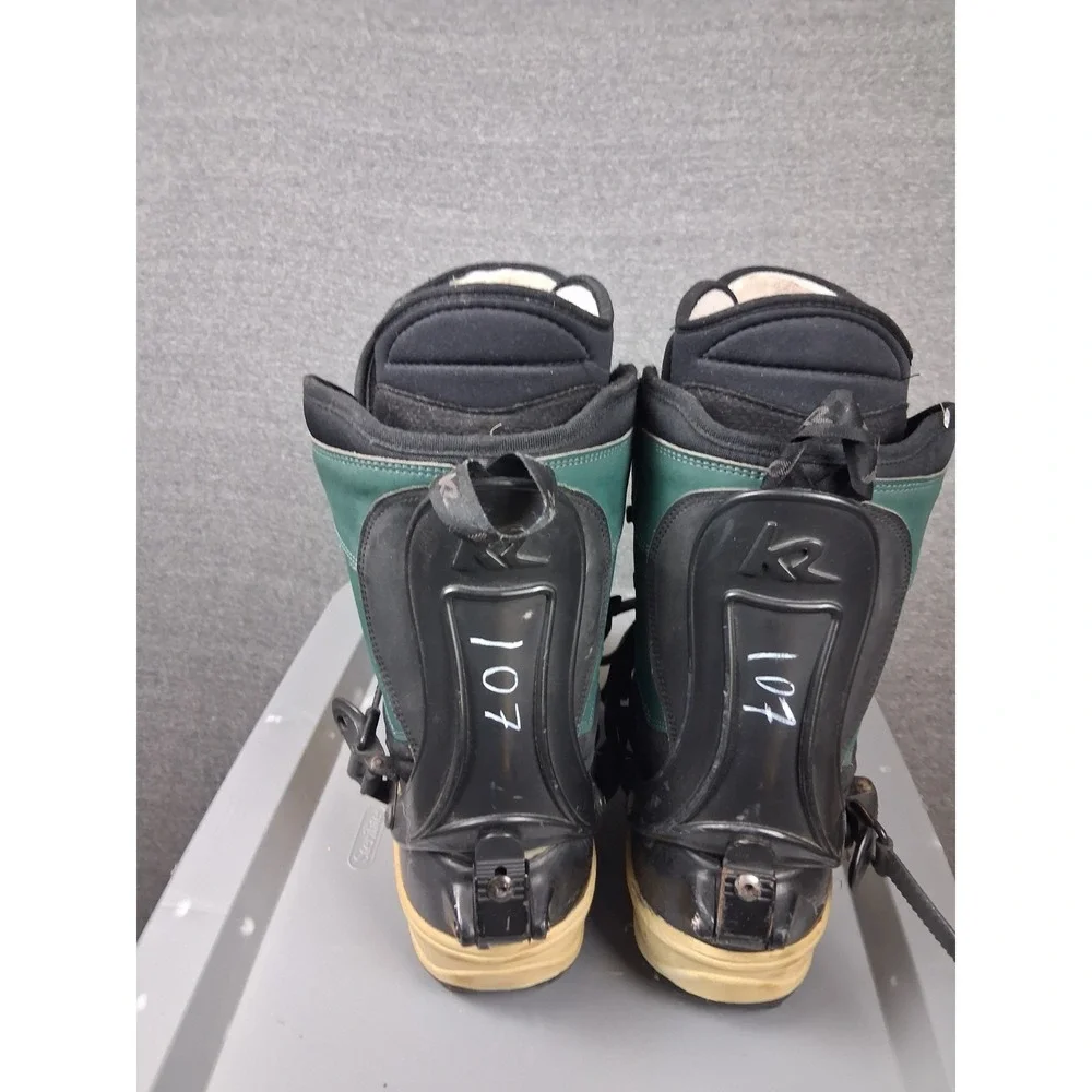 K2 mens snowboard